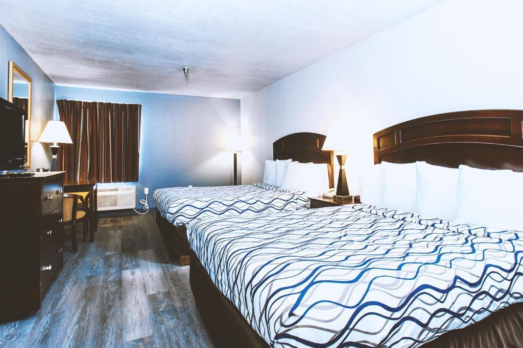 Best Western Wichita North Park City Esterno foto