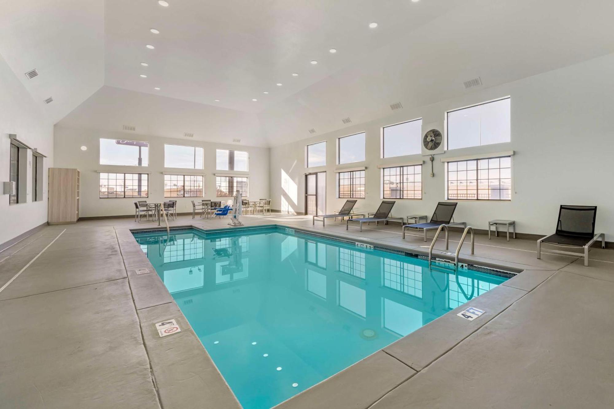 Best Western Wichita North Park City Esterno foto