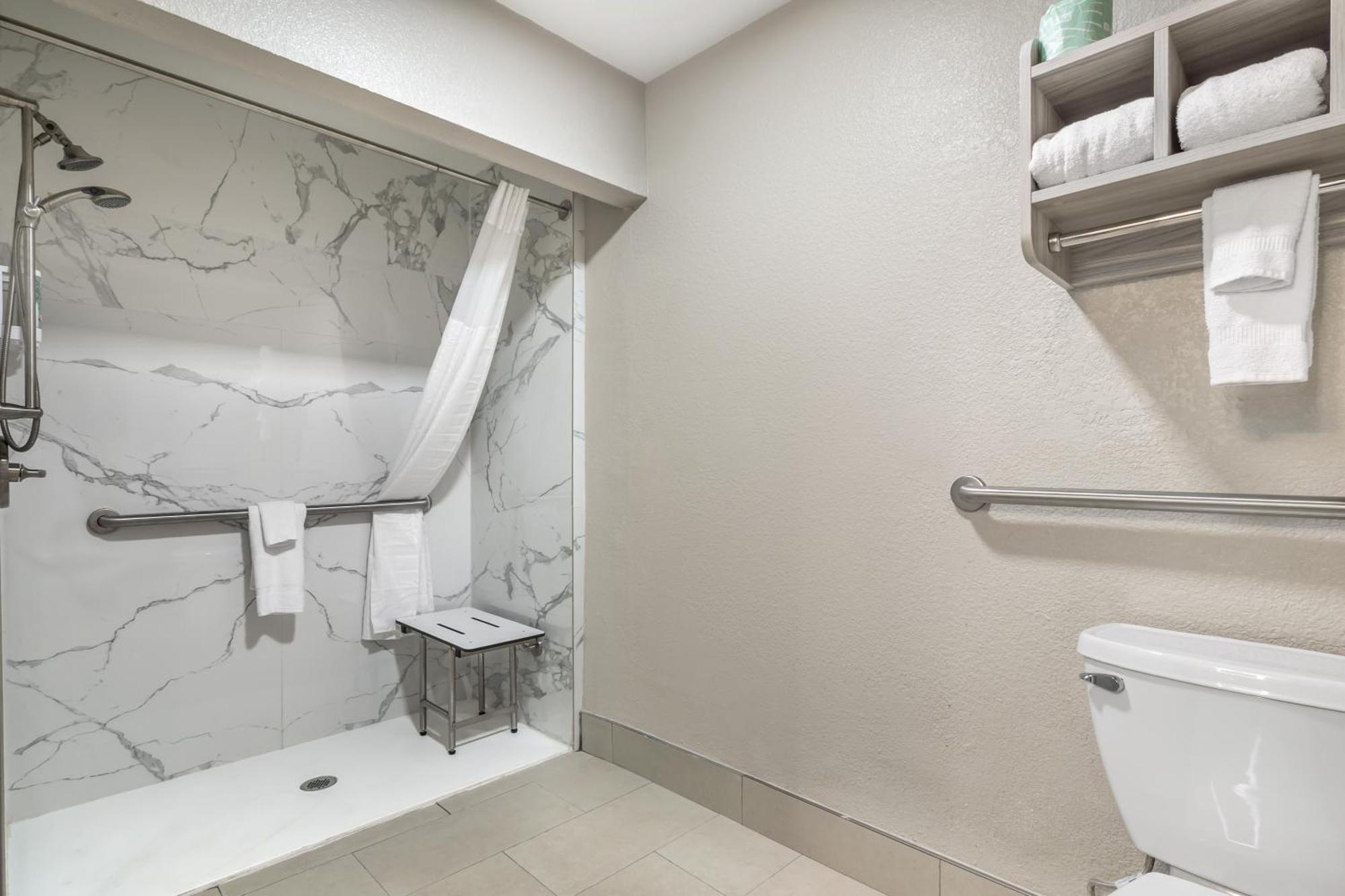 Best Western Wichita North Park City Esterno foto
